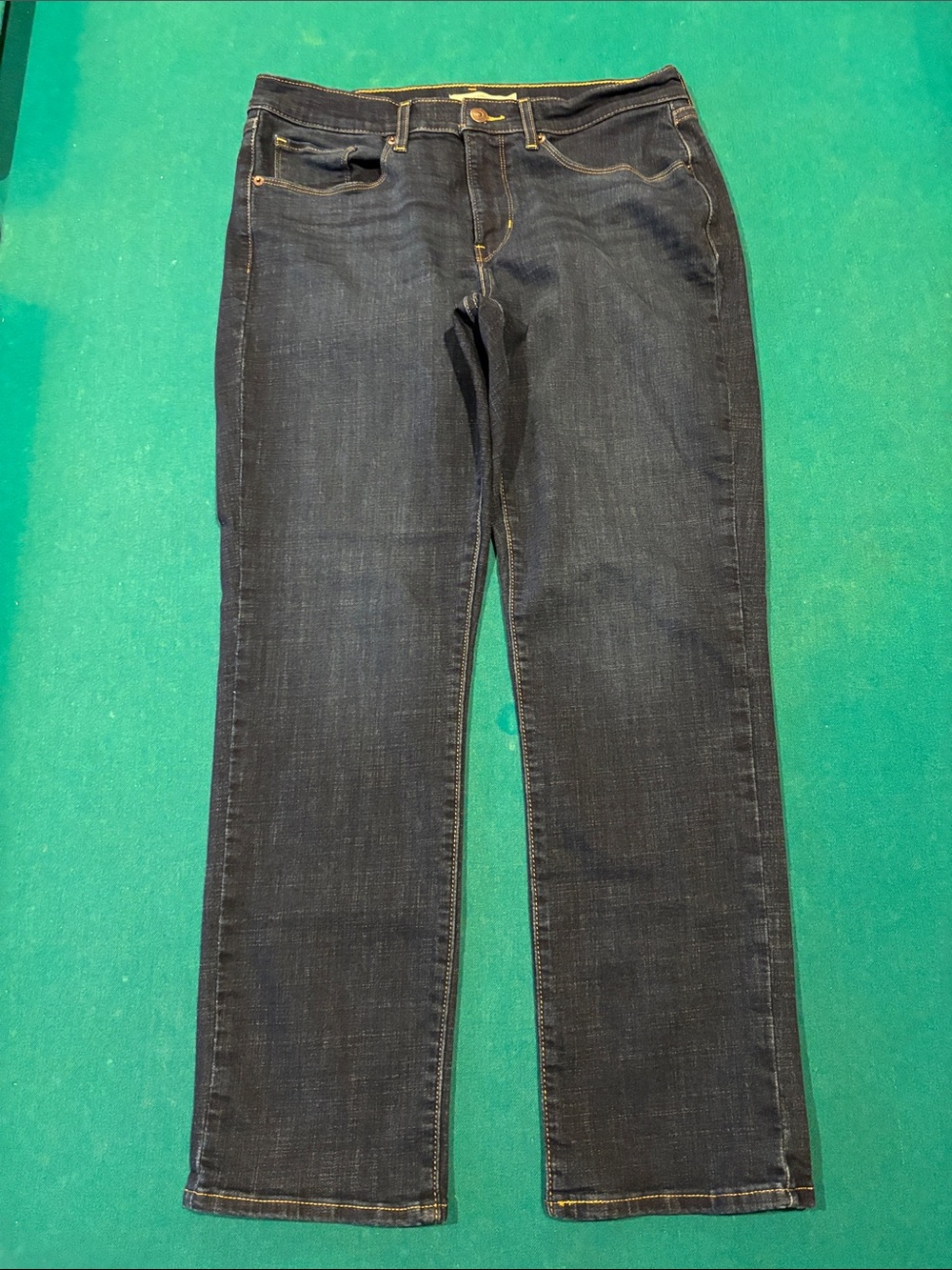 Levi's Classic Dark Blue Straight-Leg Women's Jeans 10M 30x30
